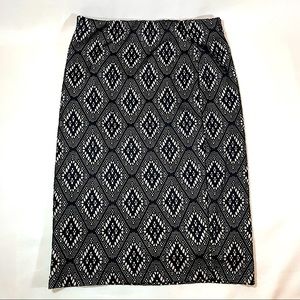 Lace effect Black and Cream skirt!